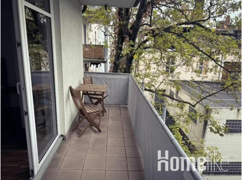 Furnished luxury 3 bedroom apartment in the heart of Nordend - Apartamentos