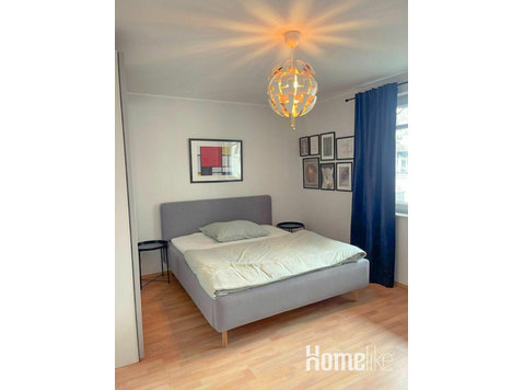 Gemeubileerd luxe 3 slaapkamer appartement in hartje Nordend - Appartementen