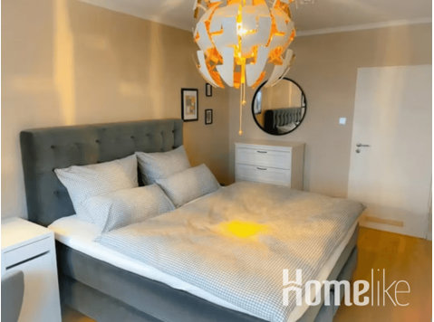 Mooi appartement met 3 slaapkamers in Frankfurt - Appartementen