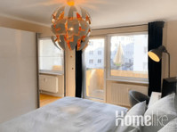 Lovely 3 Bedroom apartment in Frankfurt - Apartemen