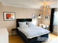 Lovely 3 Bedroom apartment in Frankfurt - குடியிருப்புகள்  
