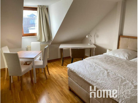 Luxe appartement met 3 slaapkamers in Frankfurt Westend - Appartementen