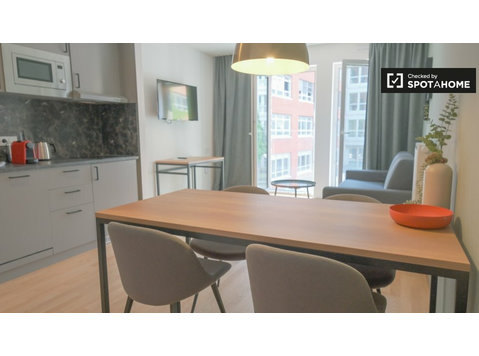 Studio-Apartment zu vermieten in Bockenheim, Frankfurt Am… - Wohnungen
