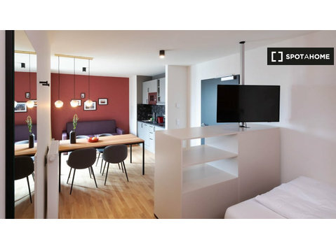 Studio apartment for rent in Bockenheim, Frankfurt Am Main - Asunnot