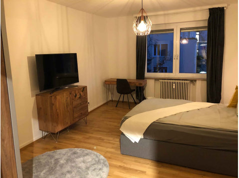 Zimmer in der Grüneburgweg - Apartamente