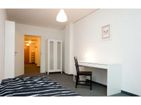 Zimmer in der Taunusstraße - Appartementen