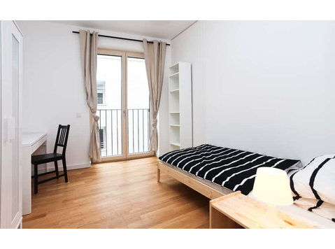 Zimmer in der Weisbachstraße - Apartments