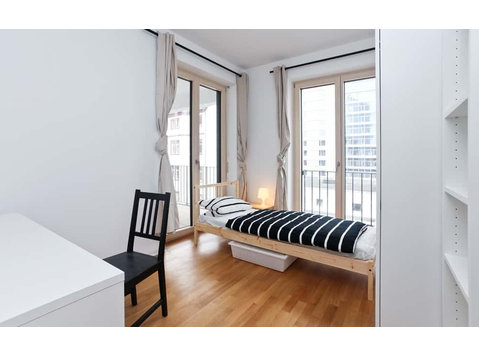 Zimmer in der Weisbachstraße - Apartments