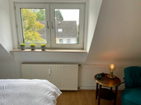 Bright and delightful attic flat at Kassel Harleshausen - เพื่อให้เช่า