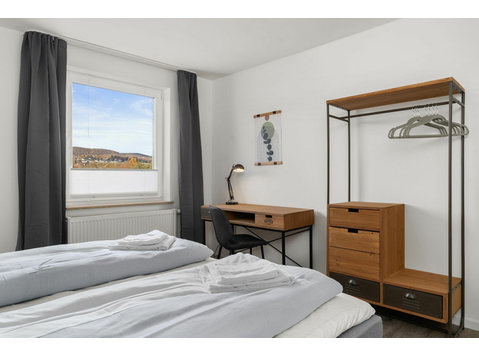 Comfortable apartment for 4 with balcony | near VW plant - For Rent