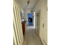 Furnished 3 room apartment with terrace in a very good… - À louer