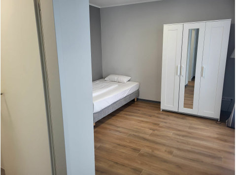 Möbliertes, lichtdurchflutetes 1-Zimmer Apartment - Zu Vermieten
