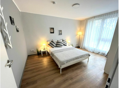 Möbliertes, lichtdurchflutetes 3-Zimmer Apartment - Zu Vermieten