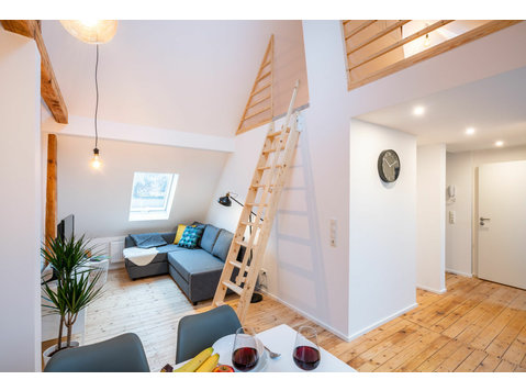 Stylish loft | near university & clinic - K pronájmu
