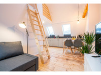 Stylish loft | near university & clinic - For Rent