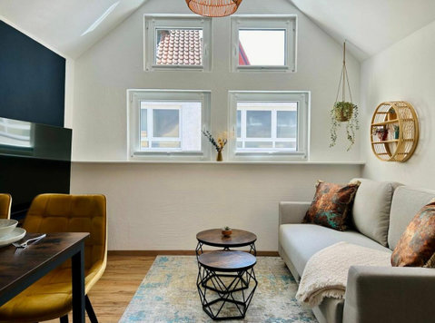 Kolibri - Design Maisonette with Switch & Streaming - Za iznajmljivanje