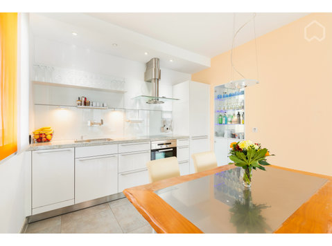 Best location at the Kurhaus! Beautifully designed 2-room… - Za iznajmljivanje