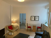 Charming 2 rooms, kitchen, bathroom flat with big balcony… - À louer