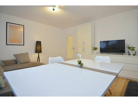 Cozy and Stylish – Fully Equipped Designer Apartment in… - Vuokralle