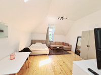 Fully furnished breathtaking and light apartment in first… - Til Leie