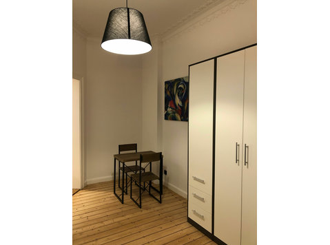 Newly renovated 1-bedroom apartment (Wiesbaden) - Kiadó