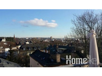 Penthouse - over the roof tops of Wiesbaden - 公寓