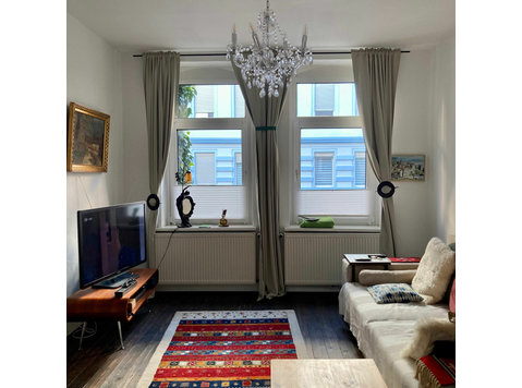 Charming apartment in a quiet city location - À louer