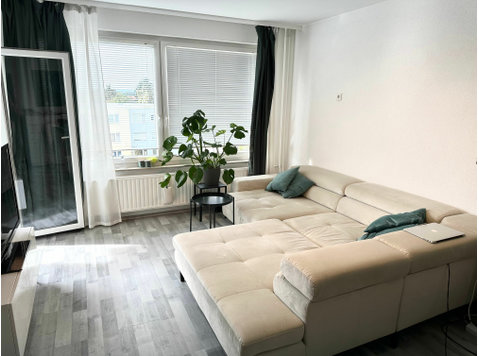 Gemütliche voll eingerichtete 1,5 Zimmer Wohnung Laatzen… - Zu Vermieten