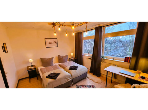 💊 Nigella Apartment directly at Celle main station for 6… - Til leje
