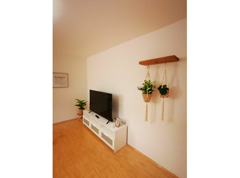 Spacious 3-room apartment with balcony and high-speed… - Til leje