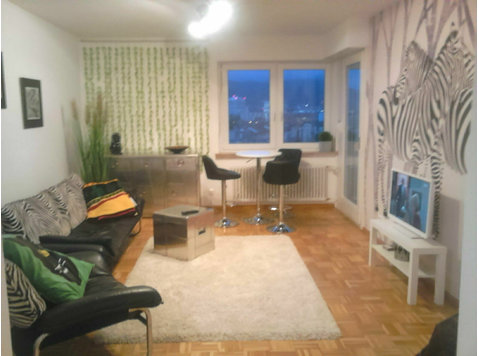 Wonderful apartment with great view over Freiburg - کرائے کے لیۓ