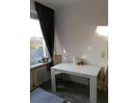 Stylish & quiet, centrally located apartment on time in… - For Rent