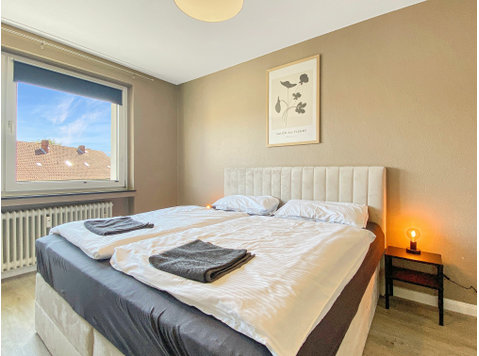 3 Zimmer Stadt Apartment mit Balkon - Zu Vermieten