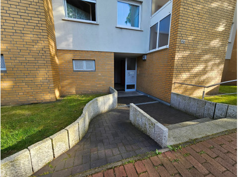 Barrier-Free 2 Bedroom Apartment with Garden near MHH / TUI - 	
Uthyres