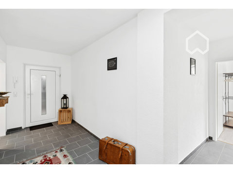 🌴Dattel-City NEU Hannover Business Apartment für 4 Personen… - Zu Vermieten