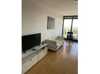 Exclusive 2-room apartment with balcony and EBK - Vuokralle