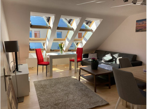schöne sonnige Wohnung Vermietung ab 06.Juni 2025 - For Rent