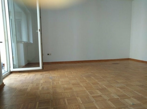 Apartment Wohnung 30457 Hannover Ebk. Long Let available - 	
Lägenheter