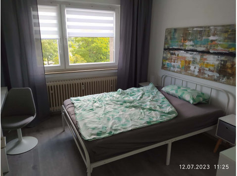 Apartment in Engelbosteler Damm - Apartemen