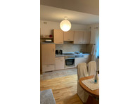 Apartment close to the center + free parking - Alquiler