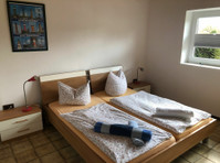 Stylishly furnished apartment not far from Emden, Aurich… - Aluguel