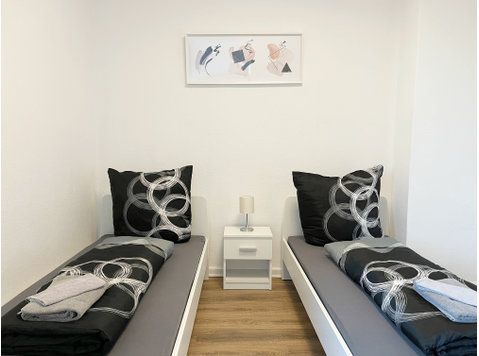 Ruhiges & wundervolles 6-Bett-Apartment für Monteur von… - Zu Vermieten