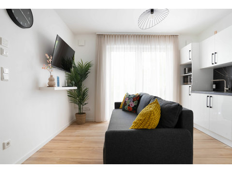 Elegant family apartment close to city center - For Rent