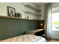 Green Caspar I Studio I Balcony I Kitchen I Smart-TV I WIFI - Za iznajmljivanje