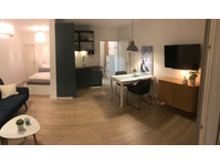 Tasteful, modern furnished apartment in a central location - Alquiler