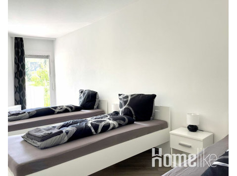 3-bed studios for fitters | kitchen - Apartamente