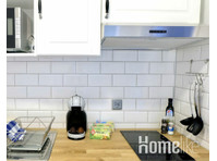 Two bed studios for fitters | kitchen - آپارتمان ها
