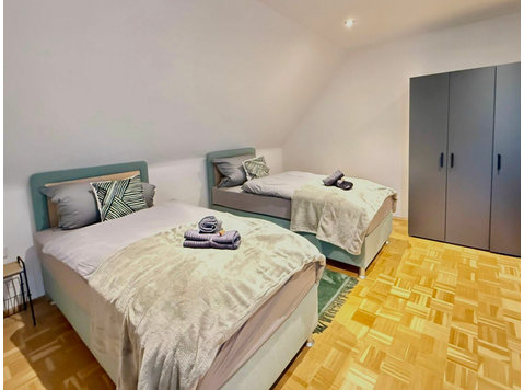 Gorgeous, modern suite (Siegen) - For Rent