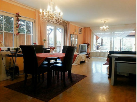 Neat & spacious apartmnt in Hürth-Gleuel - For Rent
