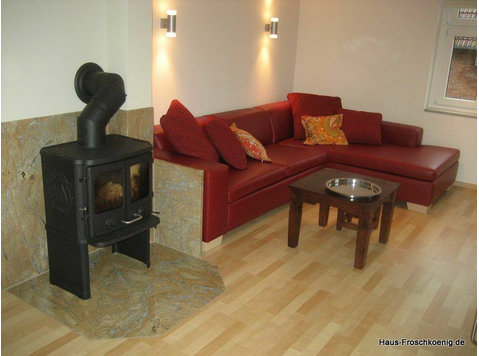 Stilvolle Wohnung für 4 Personen mit Sauna in Marienmünster - Zu Vermieten